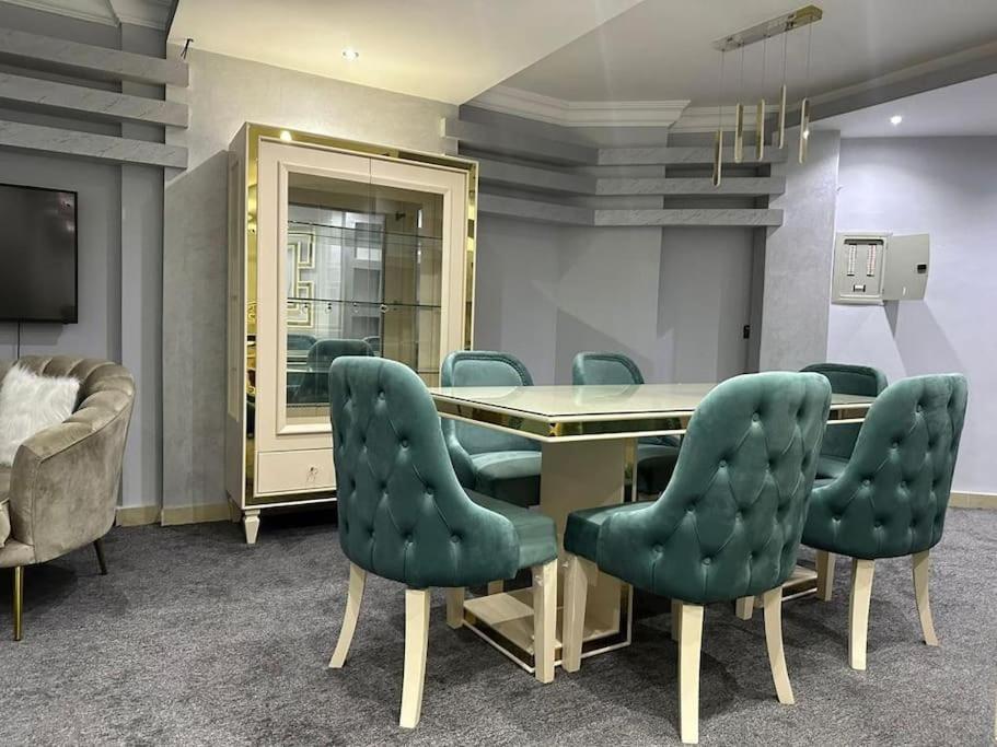 3 Bedroom Apartment, Sheraton Al Matar, Nozha Apartment *